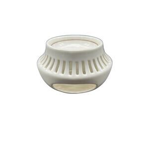 Williams Sonoma White Ceramic Wax Warmer - Excellent Condition